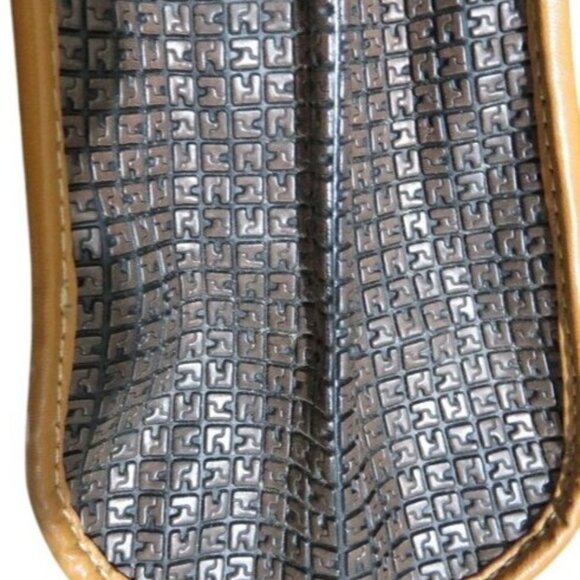 Ted Lapidus Vintage 80's thick Italian leather embossed crossbody messenger bag - Picture 10 of 15